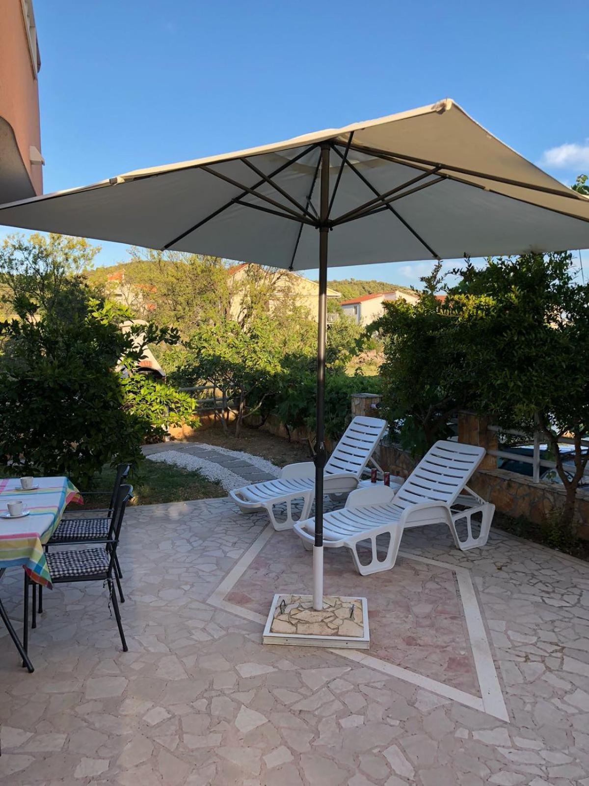 Apartments Villa Brudi Vinišće Exteriér fotografie