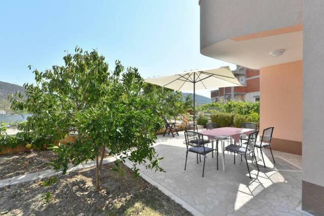 Apartments Villa Brudi Vinišće Exteriér fotografie