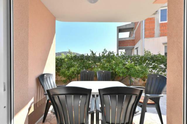 Apartments Villa Brudi Vinišće Exteriér fotografie