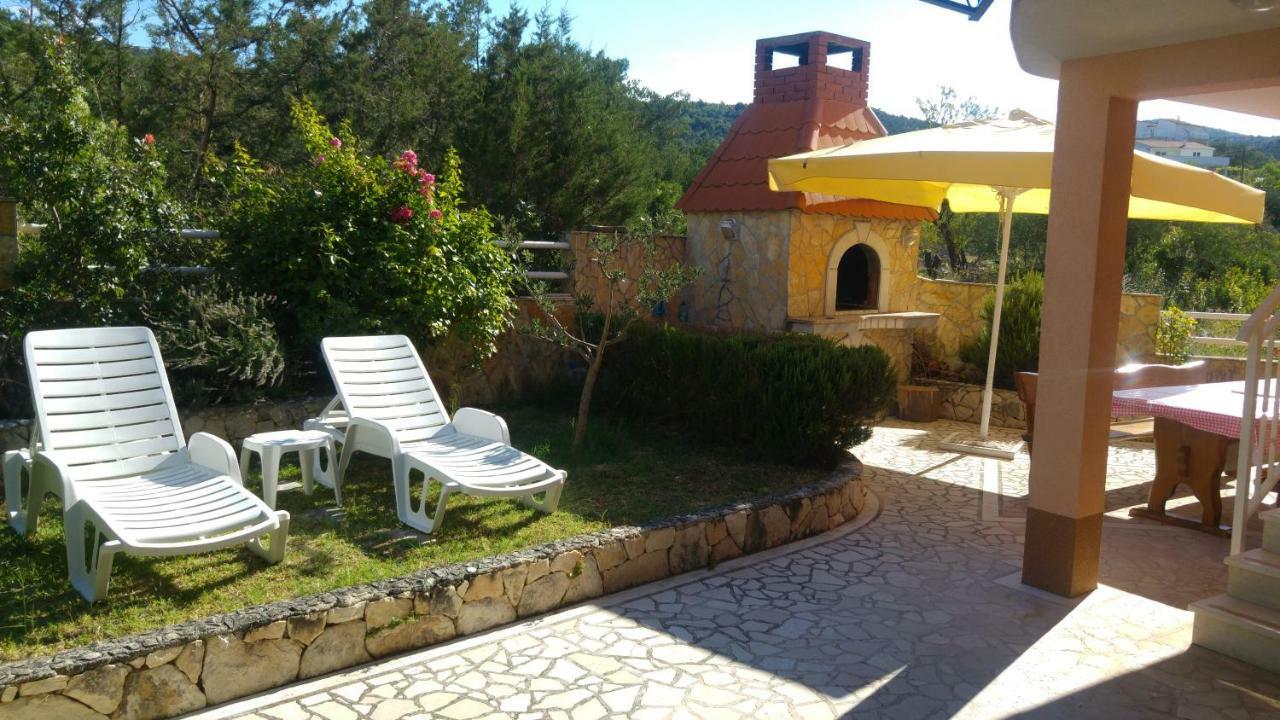 Apartments Villa Brudi Vinišće Exteriér fotografie